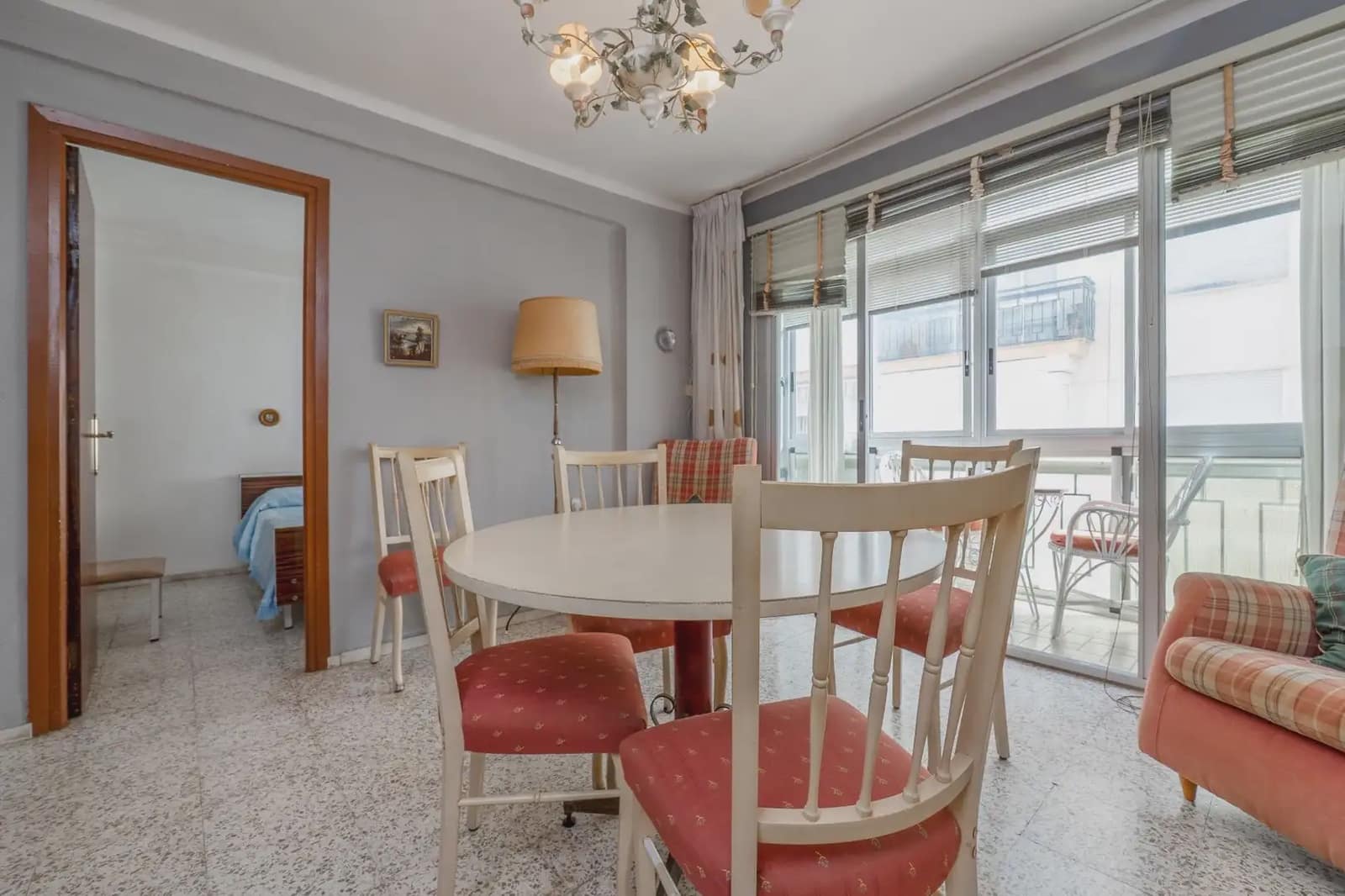 3 bedroom Flat for sale in Velez-Malaga - € 240,000 (Ref: 9873993)