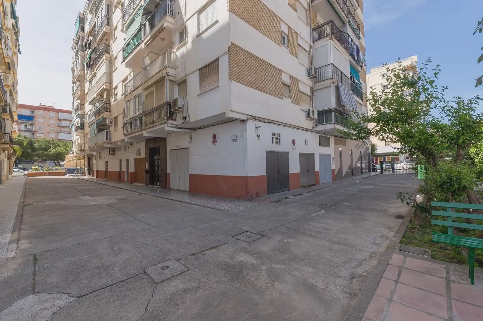 3 bedroom Flat for sale in Velez-Malaga - € 240,000 (Ref: 9873993)