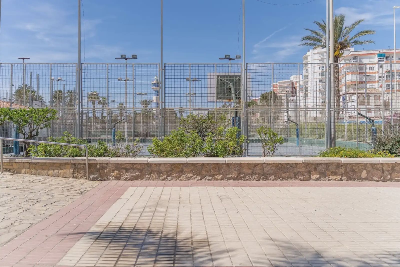 3 bedroom Flat for sale in Velez-Malaga - € 240,000 (Ref: 9873993)