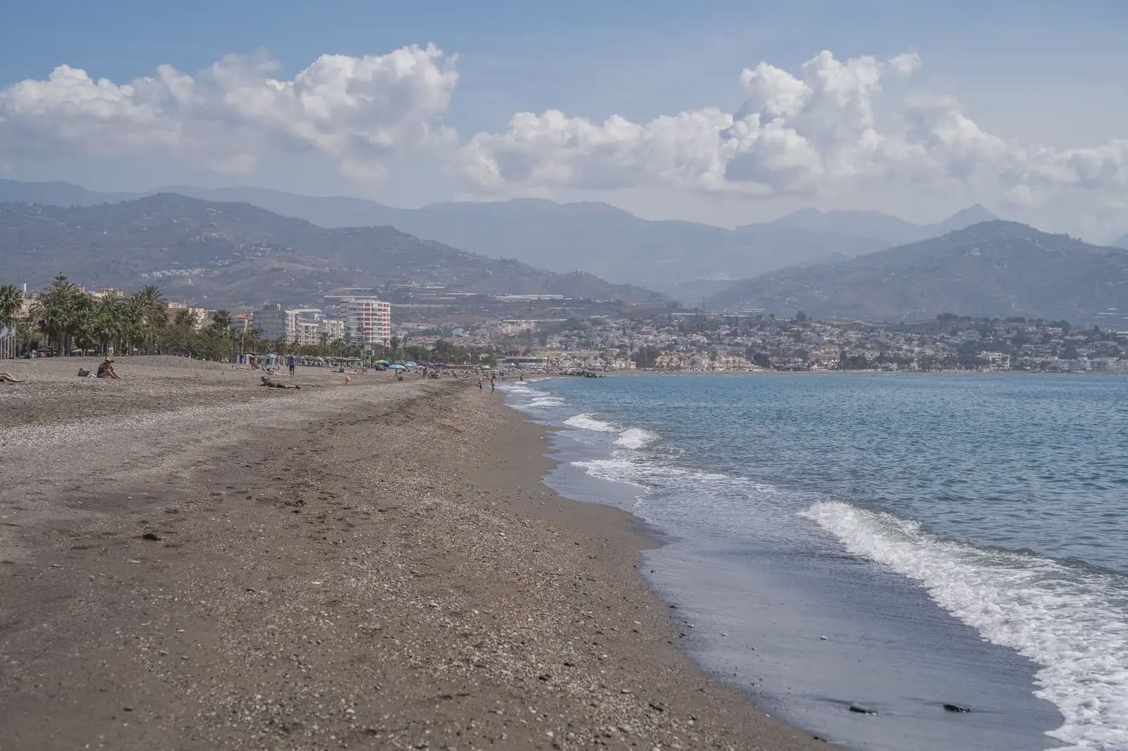 3 bedroom Flat for sale in Velez-Malaga - € 240,000 (Ref: 9873993)