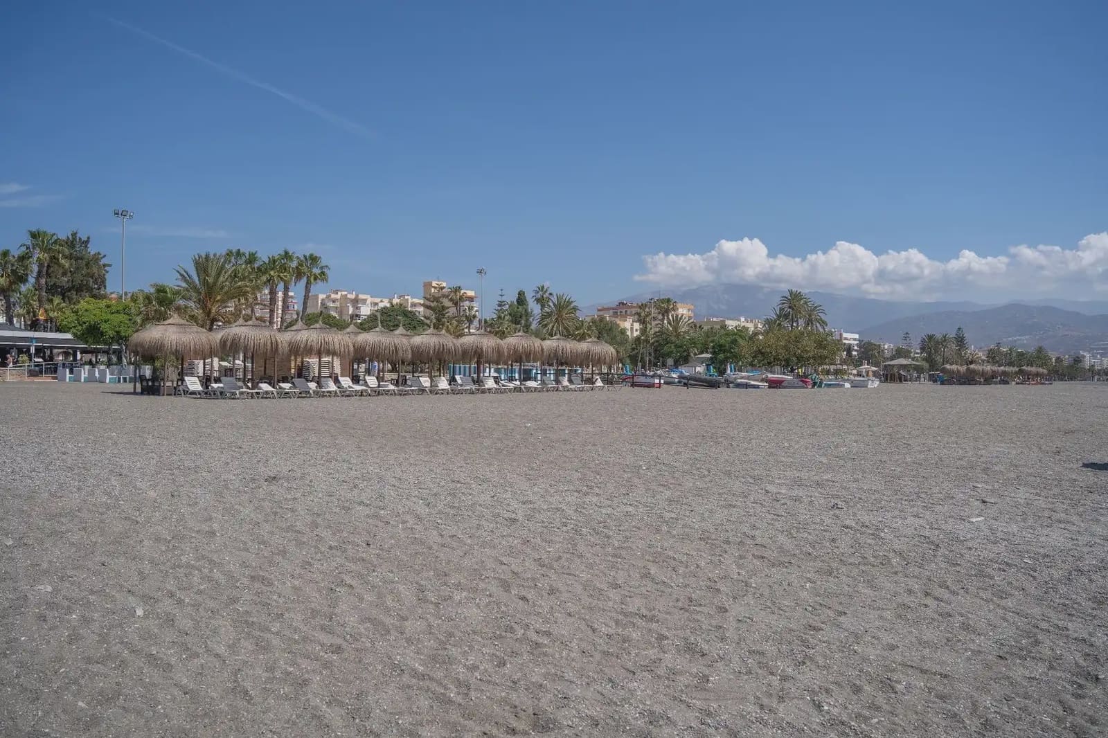 3 bedroom Flat for sale in Velez-Malaga - € 240,000 (Ref: 9873993)