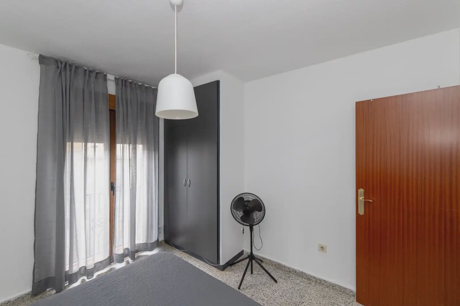 1 bedroom Flat for rent in Granada city - € 420 (Ref: 9874379)