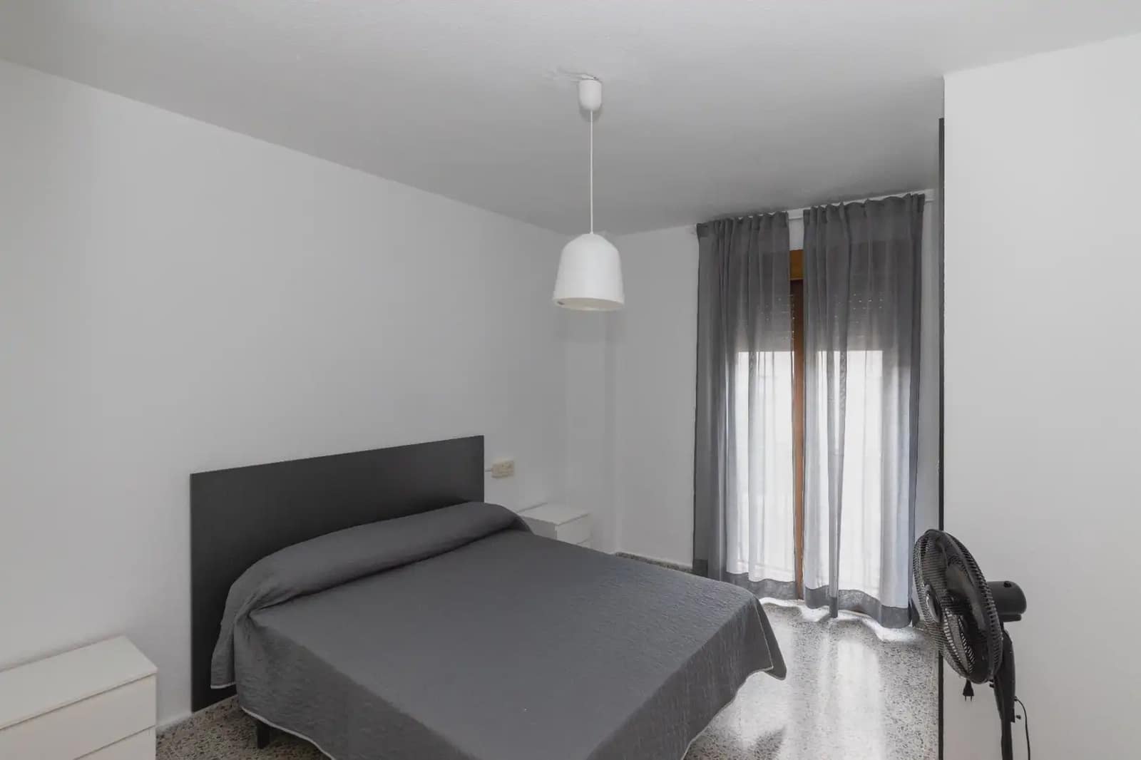 1 bedroom Flat for rent in Granada city - € 420 (Ref: 9874379)