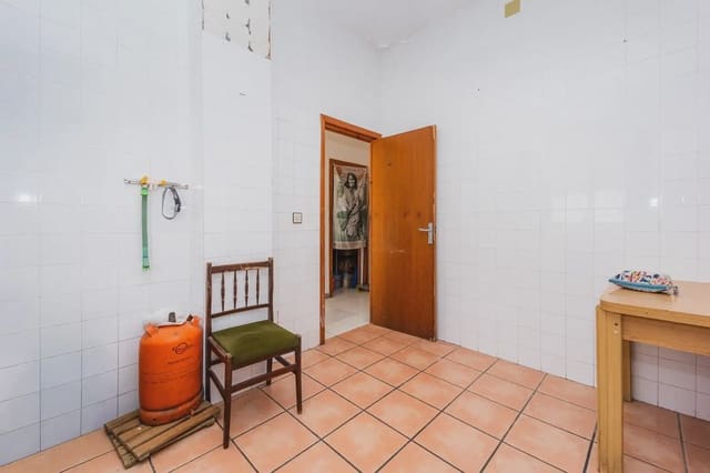 Commercieel te koop in Salobreña - € 258.000 (Ref: 9875308)