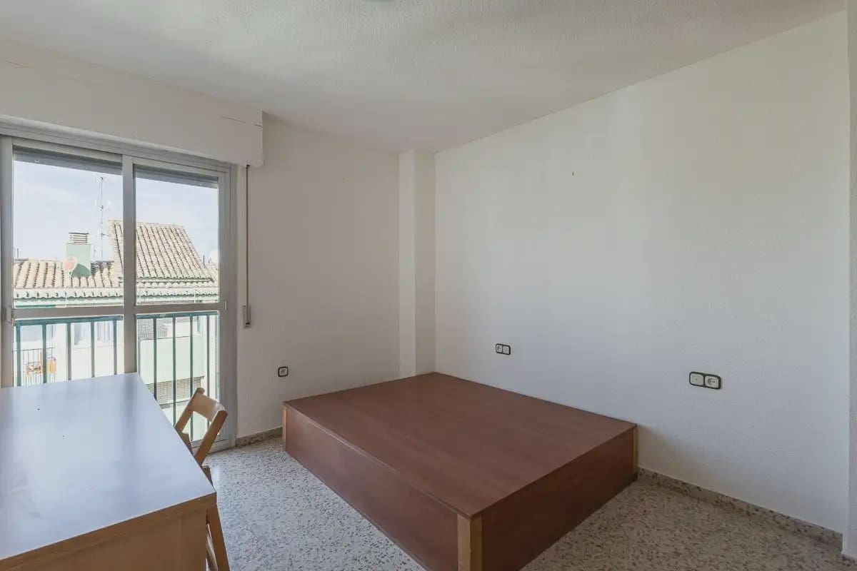 3 chambre Appartement à vendre à Grenade ville avec garage - 115 000 € (Ref: 9875565)