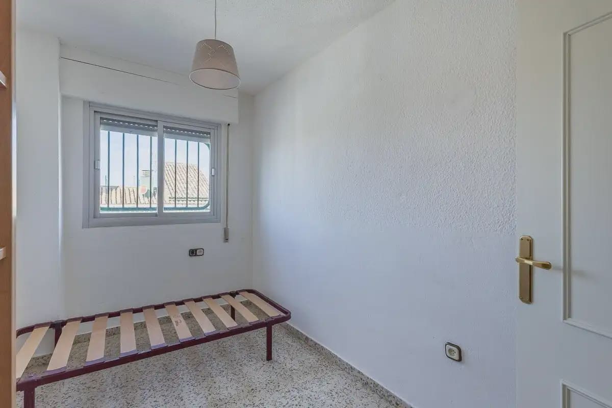 3 chambre Appartement à vendre à Grenade ville avec garage - 115 000 € (Ref: 9875565)