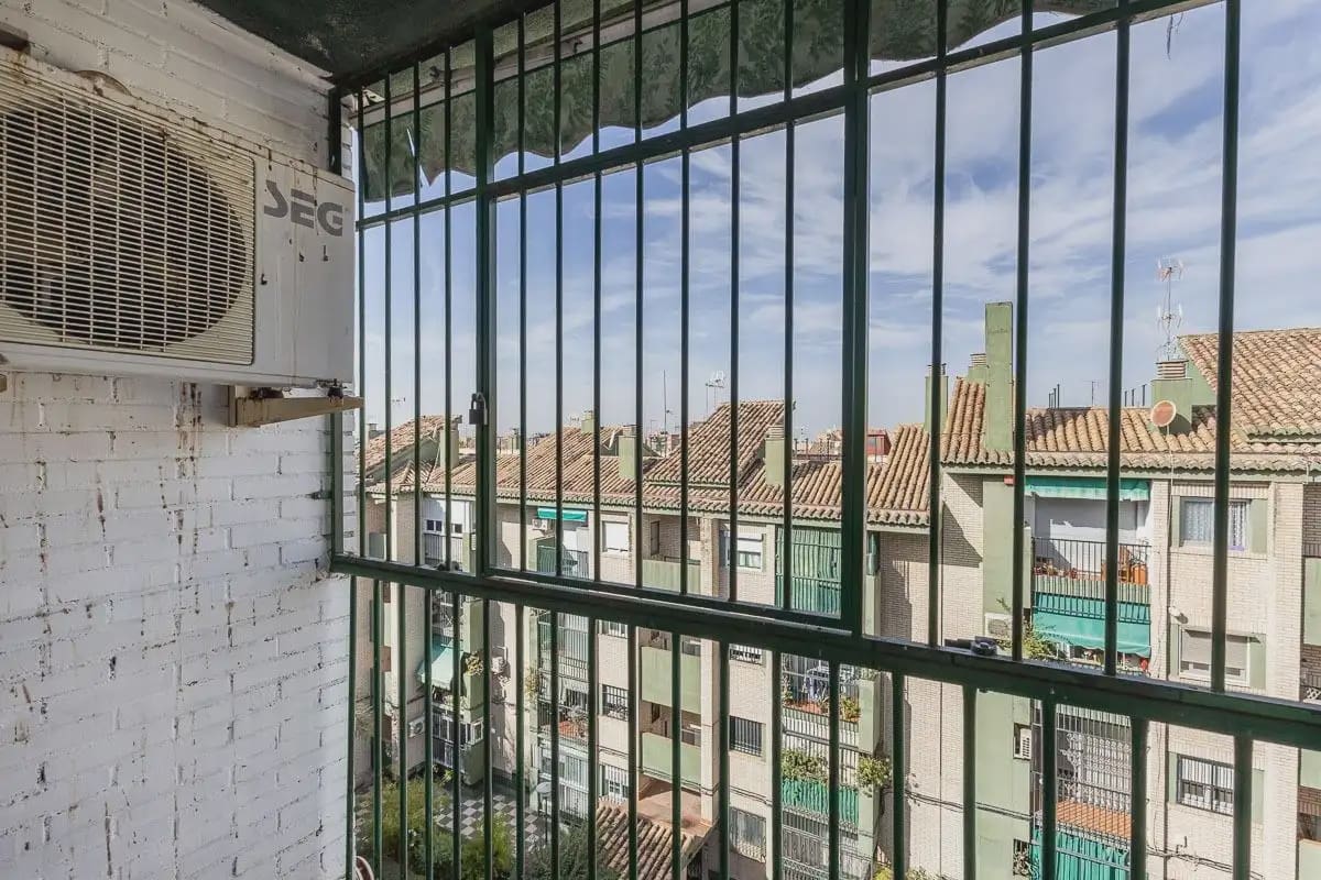 3 chambre Appartement à vendre à Grenade ville avec garage - 115 000 € (Ref: 9875565)