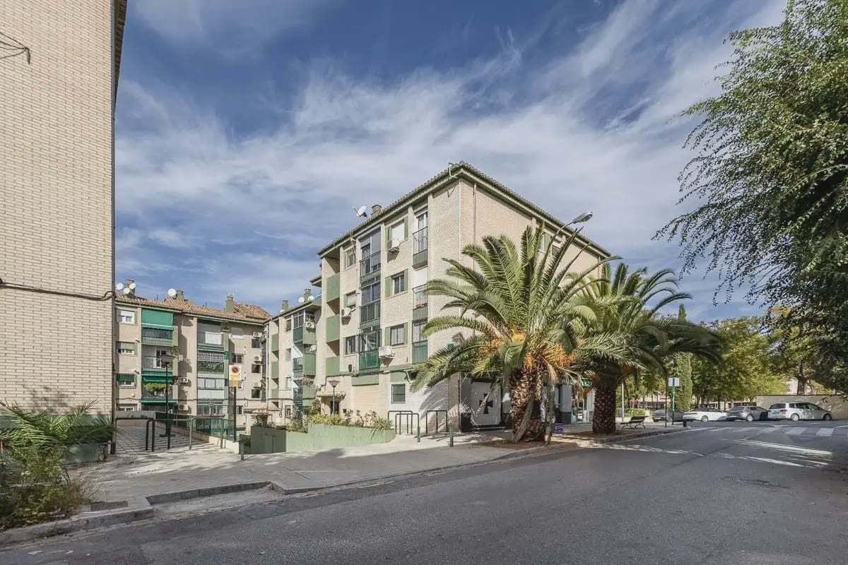 3 chambre Appartement à vendre à Grenade ville avec garage - 115 000 € (Ref: 9875565)