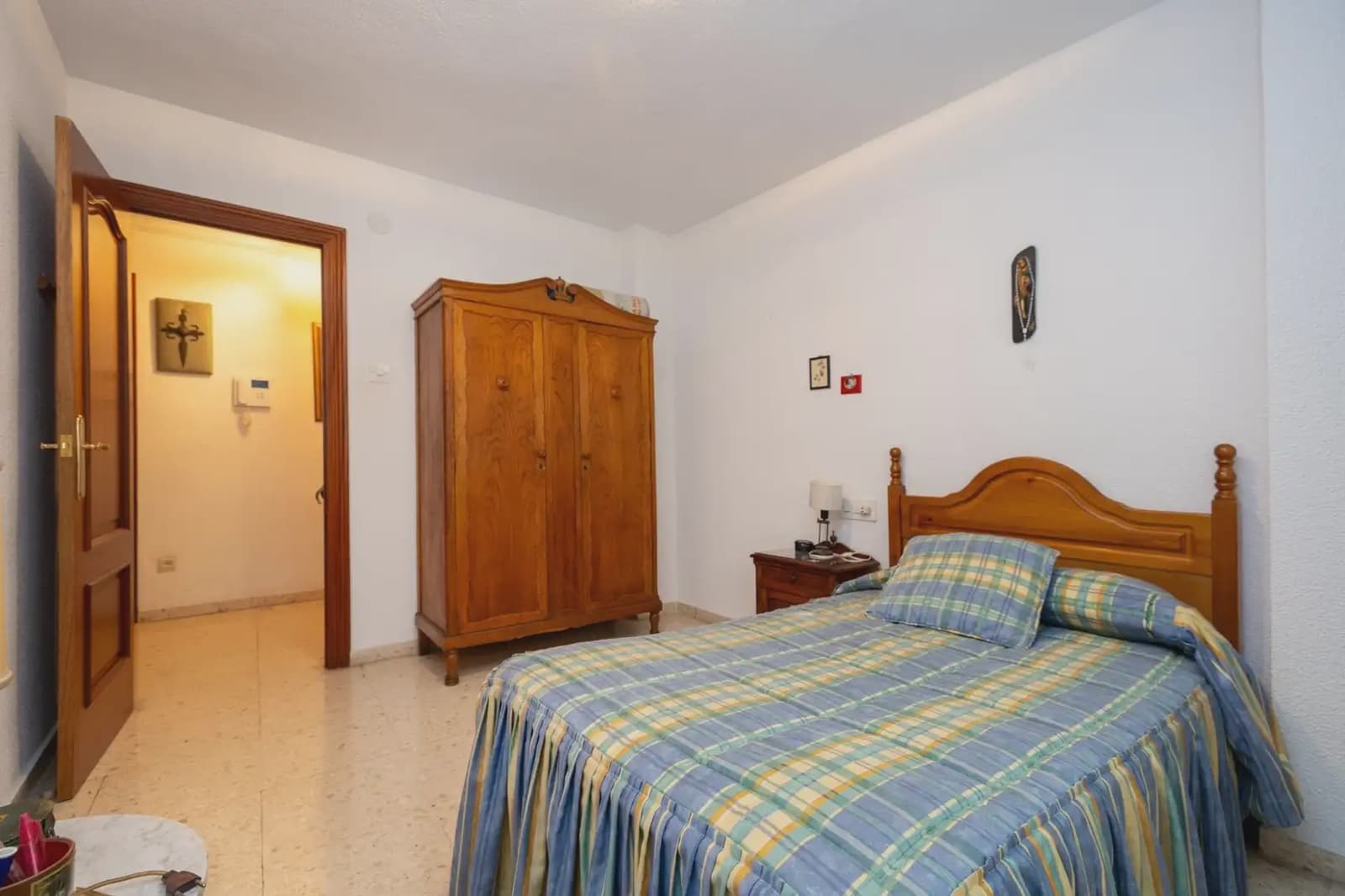Piso de 4 habitaciones en Granada ciudad en venta - 360.000 € (Ref: 9875567)