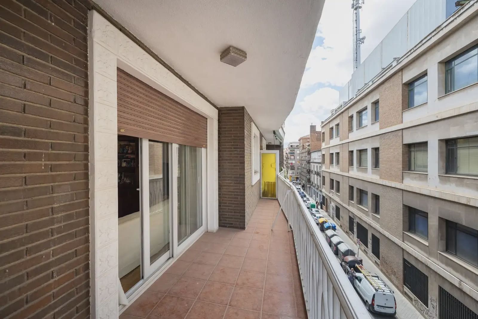 Piso de 4 habitaciones en Granada ciudad en venta - 360.000 € (Ref: 9875567)