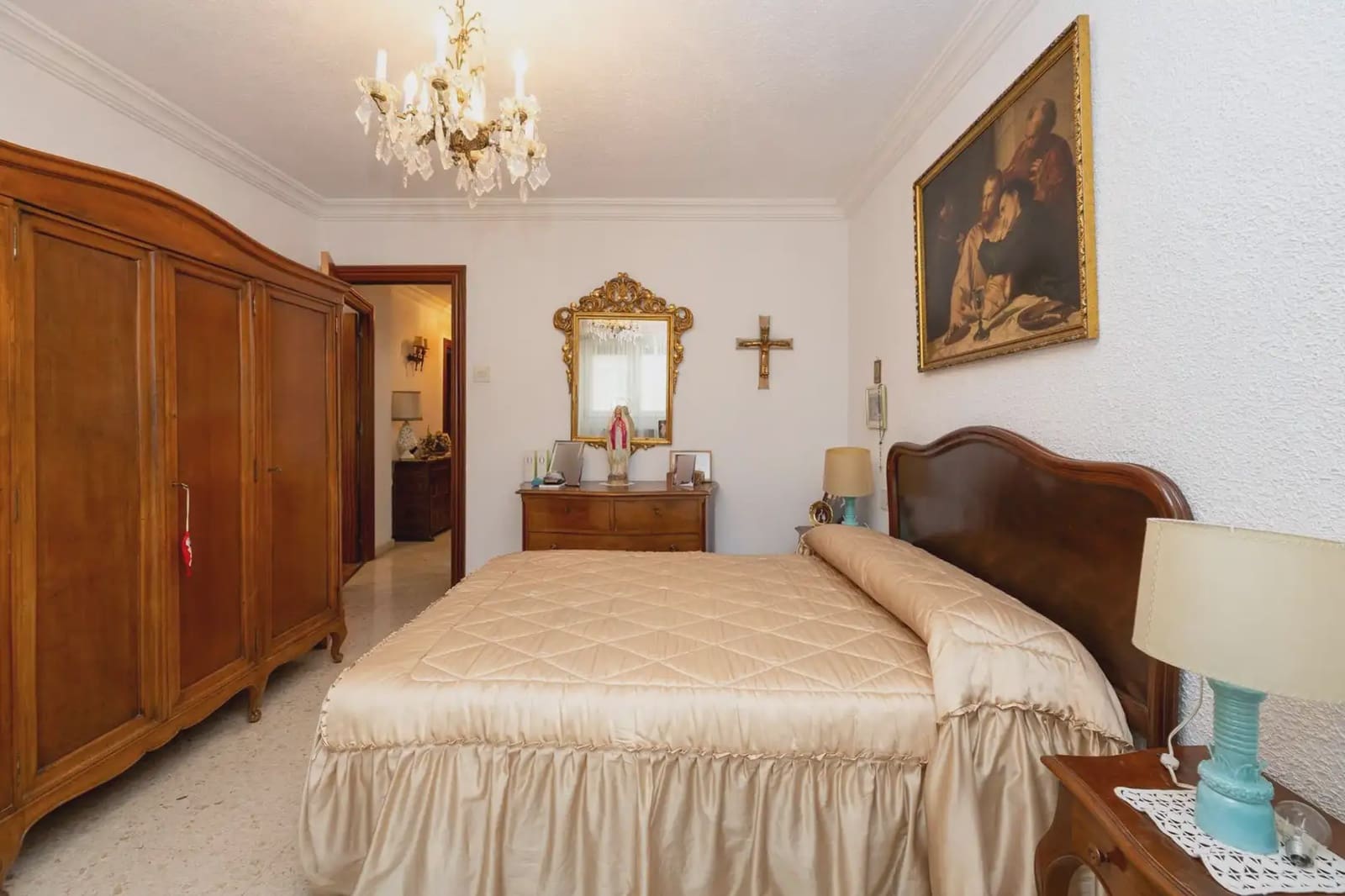 Piso de 4 habitaciones en Granada ciudad en venta - 360.000 € (Ref: 9875567)