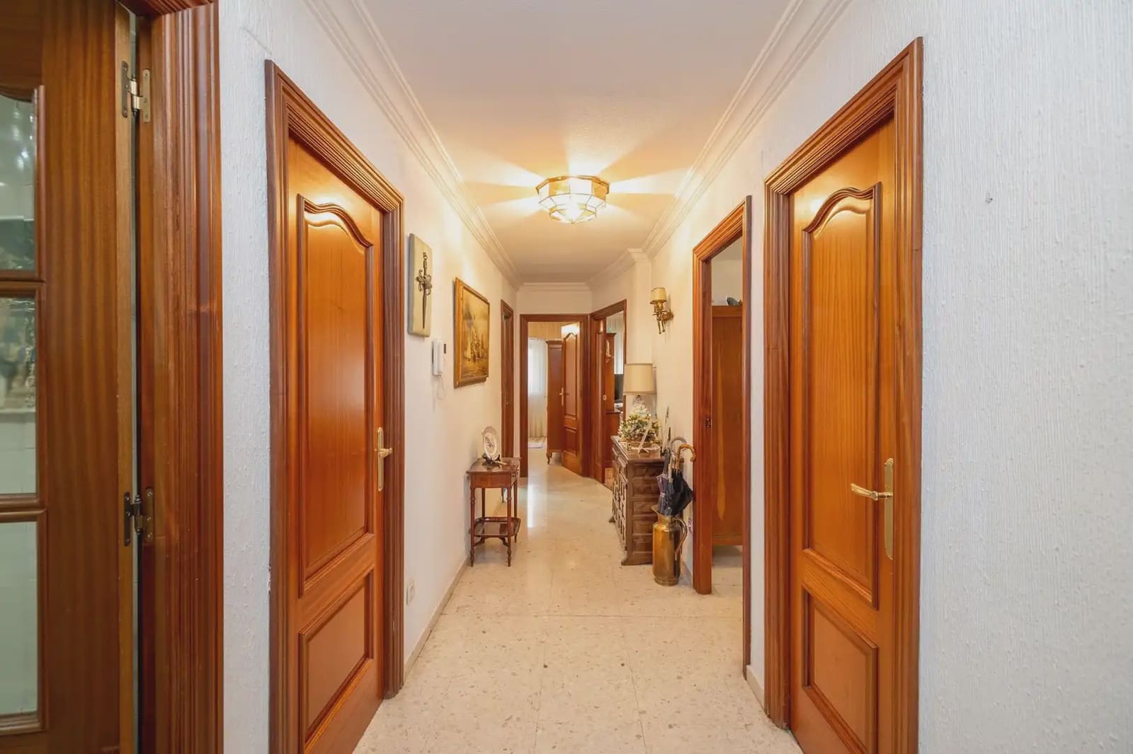 Piso de 4 habitaciones en Granada ciudad en venta - 360.000 € (Ref: 9875567)