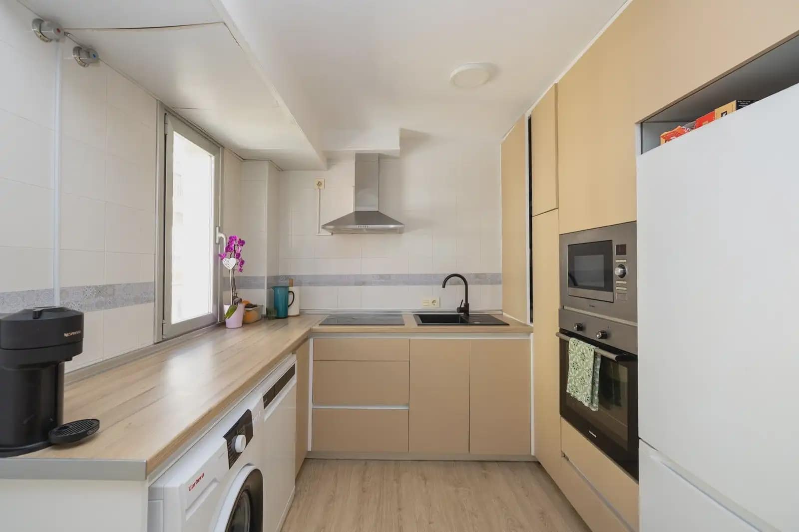 2 slaapkamer Flat te koop in Las Gabias met garage - € 139.500 (Ref: 9877544)