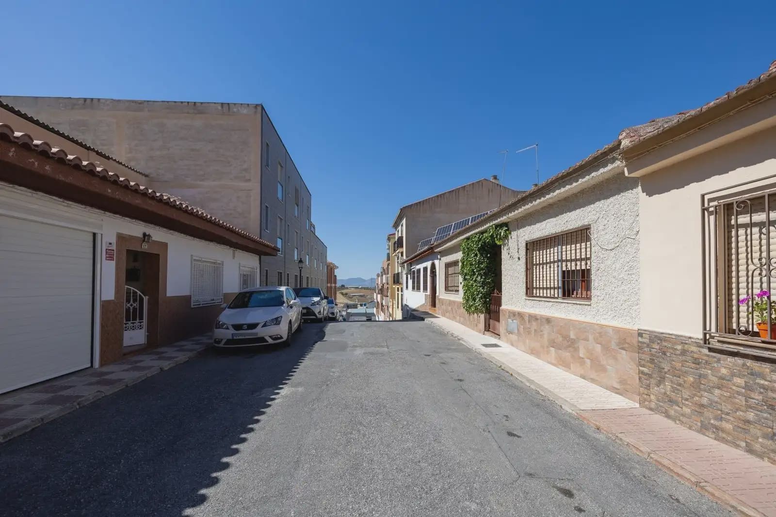 2 slaapkamer Flat te koop in Las Gabias met garage - € 139.500 (Ref: 9877544)