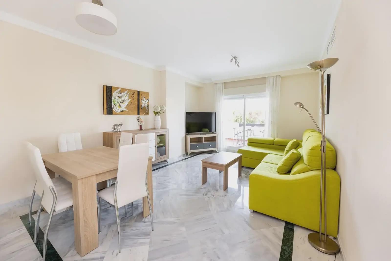 2 slaapkamer Flat te koop in Motril met garage - € 280.000 (Ref: 9877545)