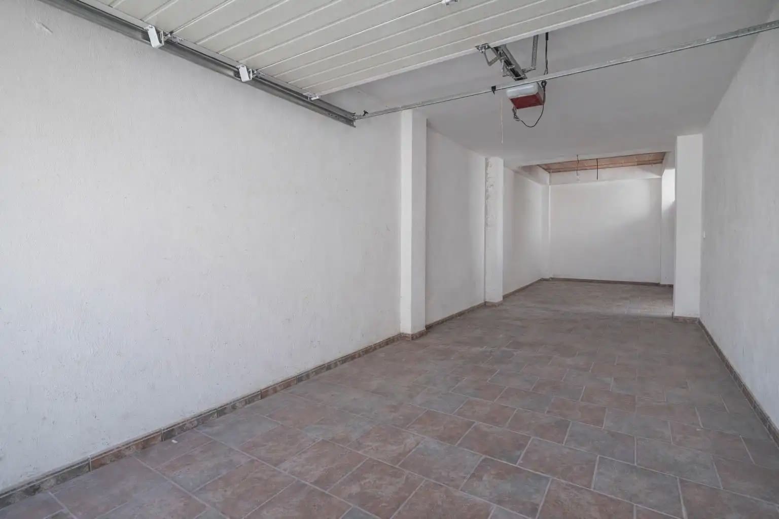 3 quarto Casa em Banda para venda em Peligros com garagem - 259 900 € (Ref: 9877547)