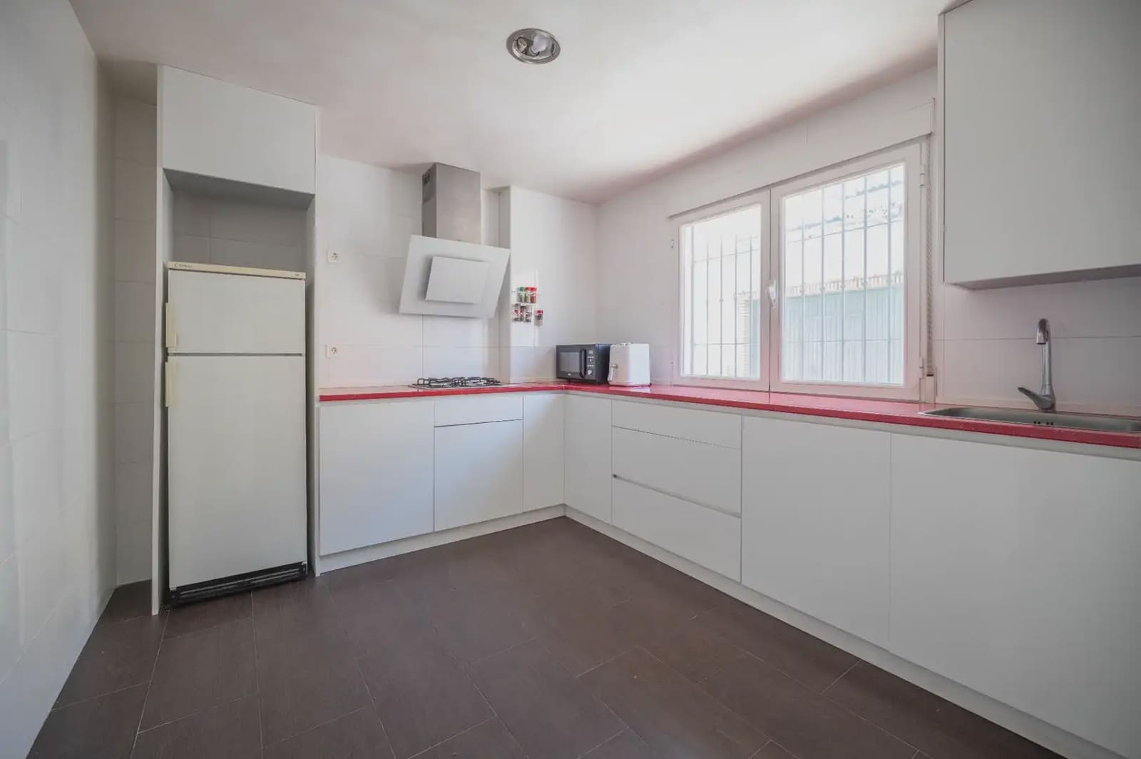 3 quarto Casa em Banda para venda em Peligros com garagem - 259 900 € (Ref: 9877547)
