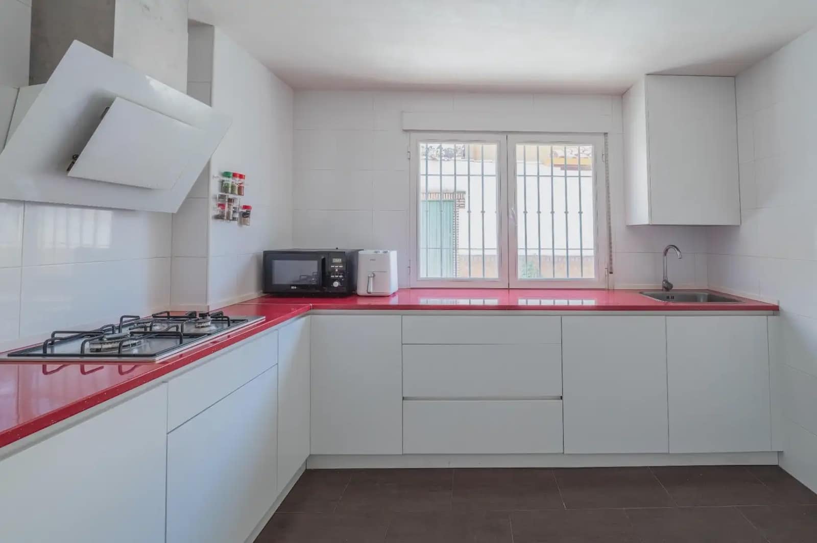 3 quarto Casa em Banda para venda em Peligros com garagem - 259 900 € (Ref: 9877547)