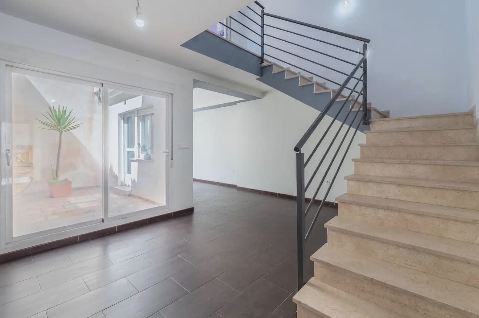 3 quarto Casa em Banda para venda em Peligros com garagem - 259 900 € (Ref: 9877547)