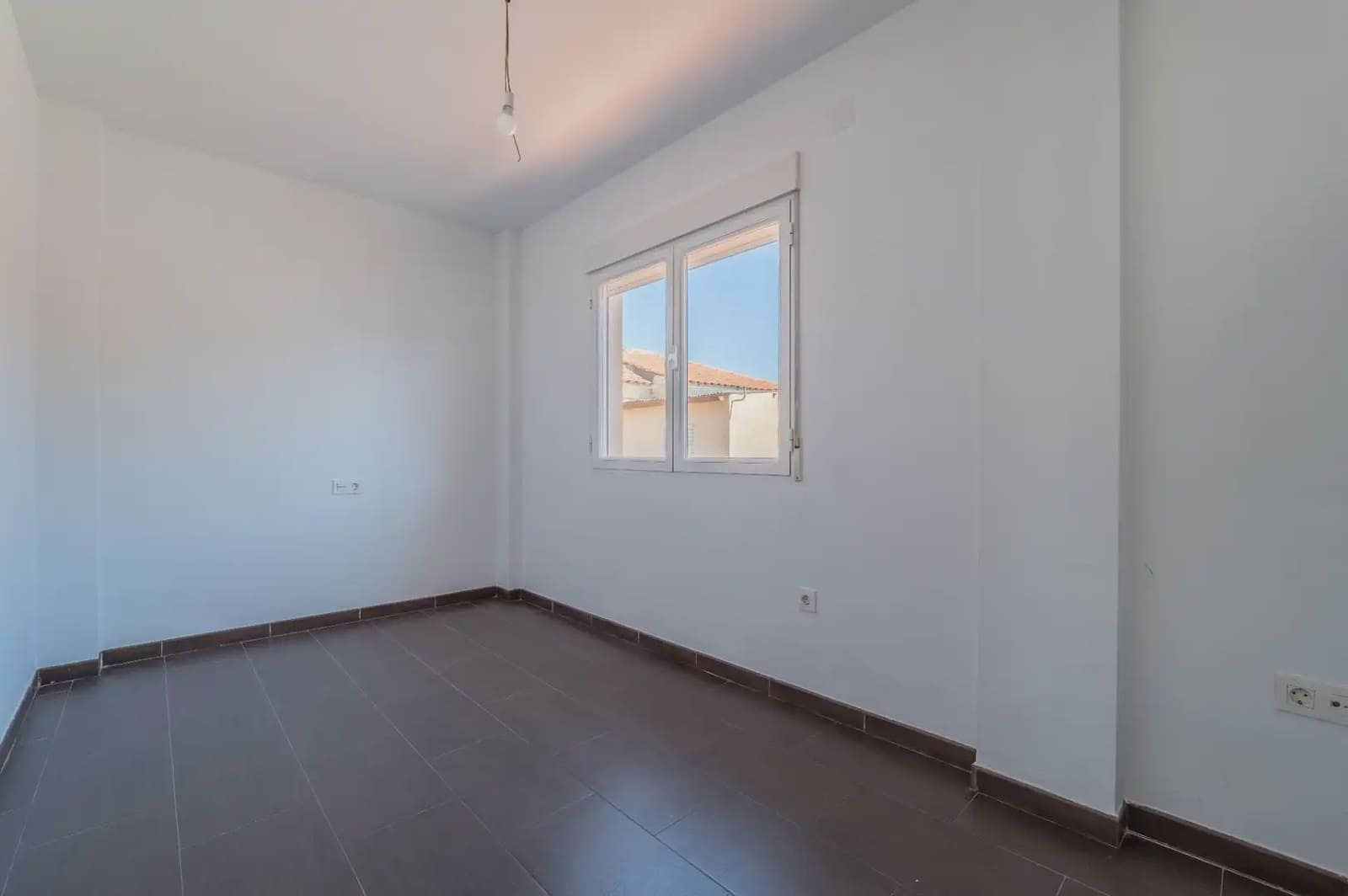 3 quarto Casa em Banda para venda em Peligros com garagem - 259 900 € (Ref: 9877547)
