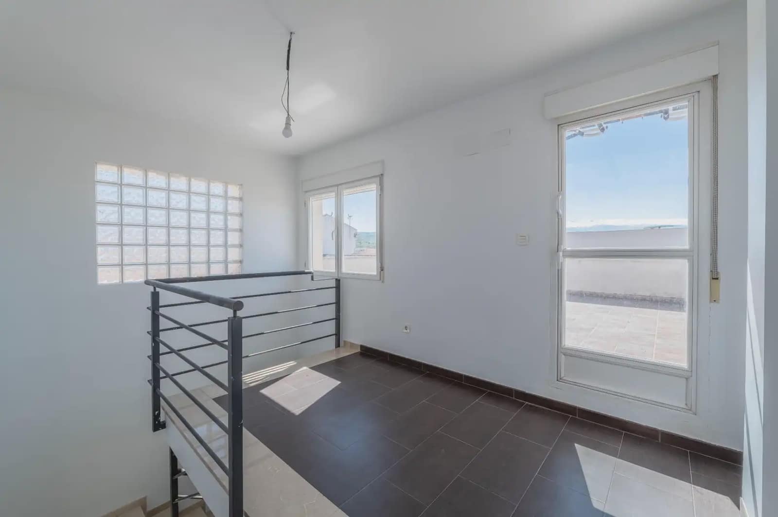 3 quarto Casa em Banda para venda em Peligros com garagem - 259 900 € (Ref: 9877547)