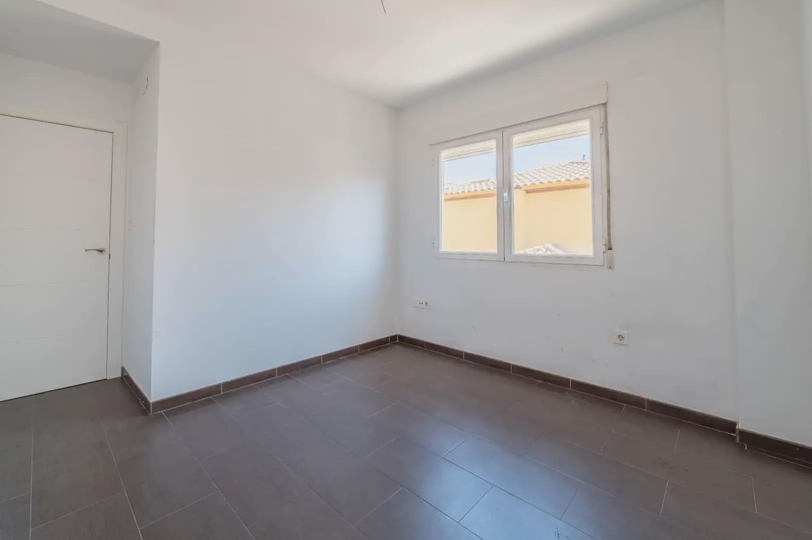 3 quarto Casa em Banda para venda em Peligros com garagem - 259 900 € (Ref: 9877547)