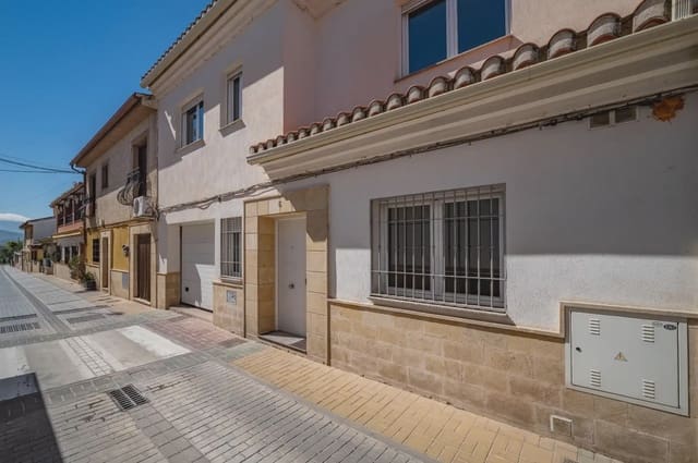 3 quarto Casa em Banda para venda em Peligros com garagem - 259 900 € (Ref: 9877547)