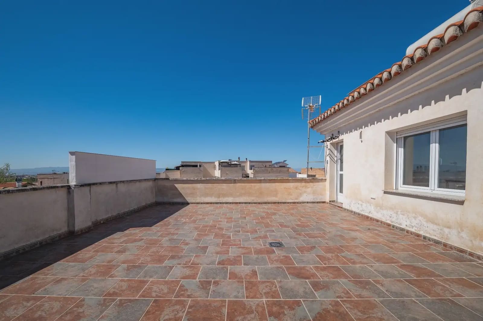 3 quarto Casa em Banda para venda em Peligros com garagem - 259 900 € (Ref: 9877547)