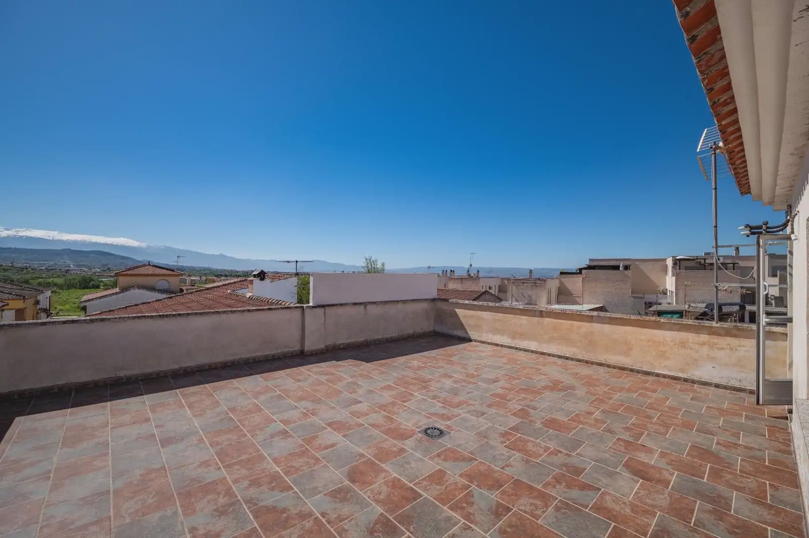 3 quarto Casa em Banda para venda em Peligros com garagem - 259 900 € (Ref: 9877547)