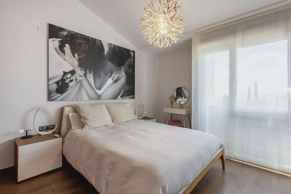 Pareado de 4 habitaciones en Granada ciudad en venta con garaje - 695.000 € (Ref: 9877548)