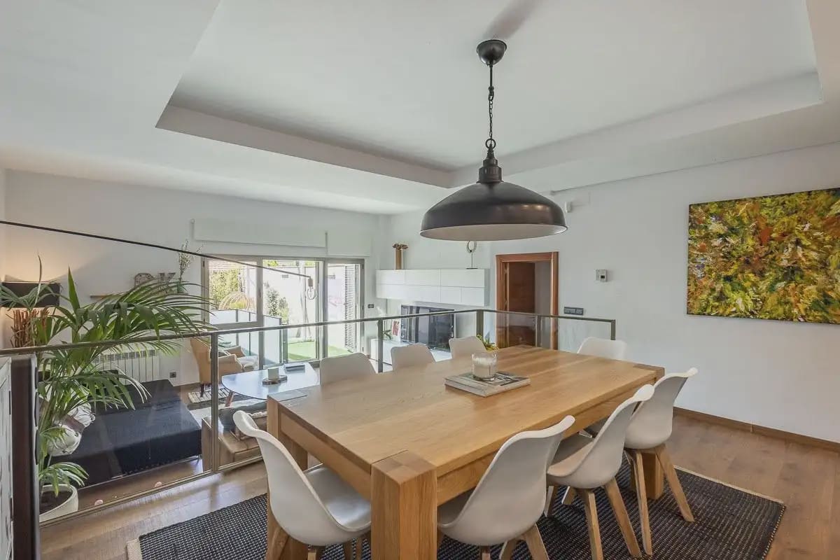Pareado de 4 habitaciones en Granada ciudad en venta con garaje - 695.000 € (Ref: 9877548)
