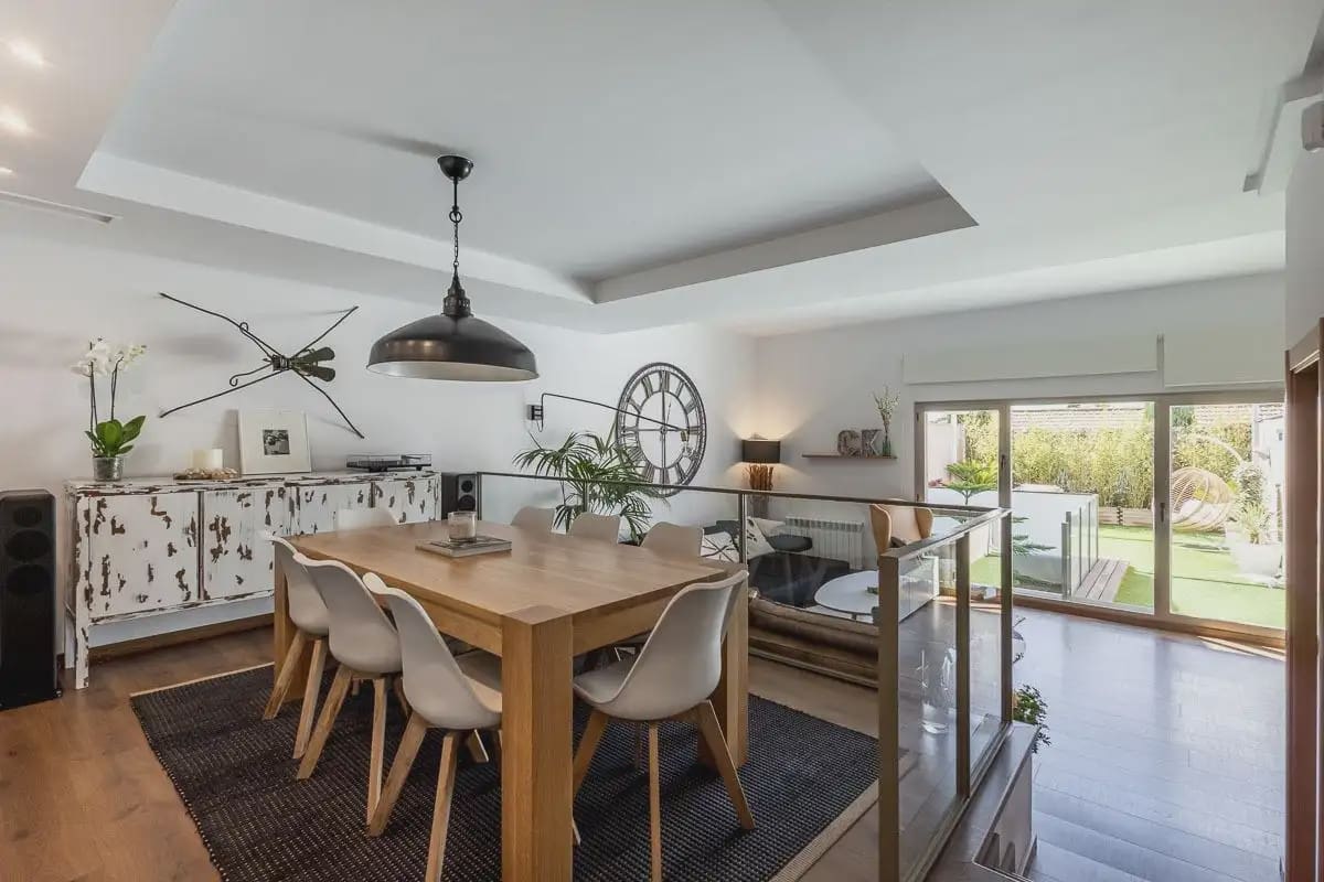 Pareado de 4 habitaciones en Granada ciudad en venta con garaje - 695.000 € (Ref: 9877548)