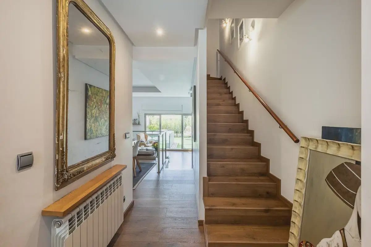 Pareado de 4 habitaciones en Granada ciudad en venta con garaje - 695.000 € (Ref: 9877548)