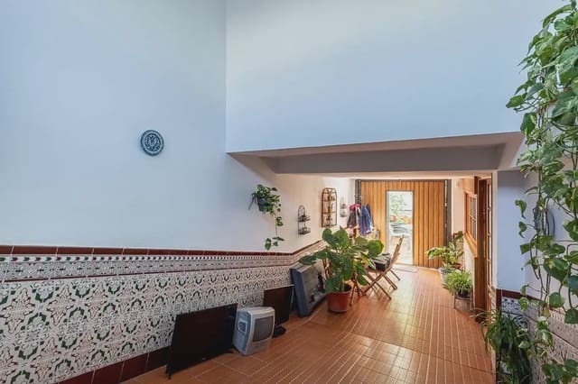 4 slaapkamer Huis te koop in Pinos Puente met garage - € 159.900 (Ref: 9877549)