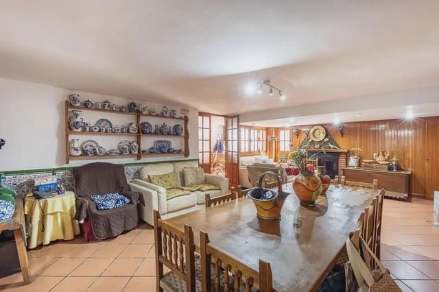 4 slaapkamer Huis te koop in Pinos Puente met garage - € 159.900 (Ref: 9877549)