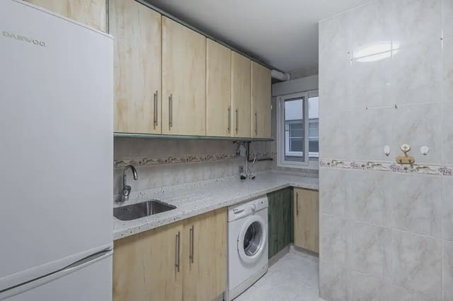 2 soveværelse Lejlighed til salg i Albolote med garage - € 188.000 (Ref: 9879691)