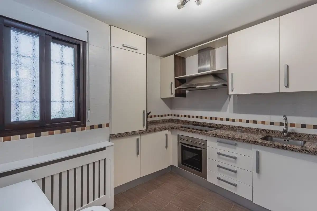 2 soveværelse Lejlighed til salg i Monachil - € 175.900 (Ref: 9882419)