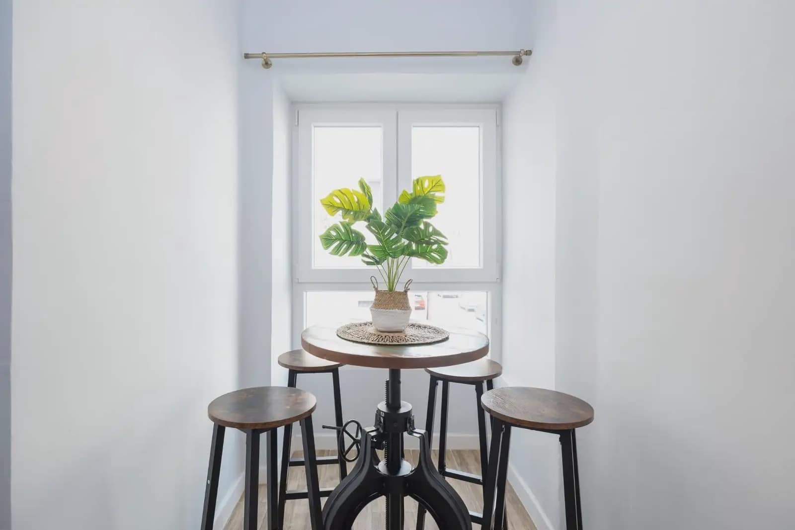 4 soveværelse Lejlighed til salg i Granada by - € 195.000 (Ref: 9882590)