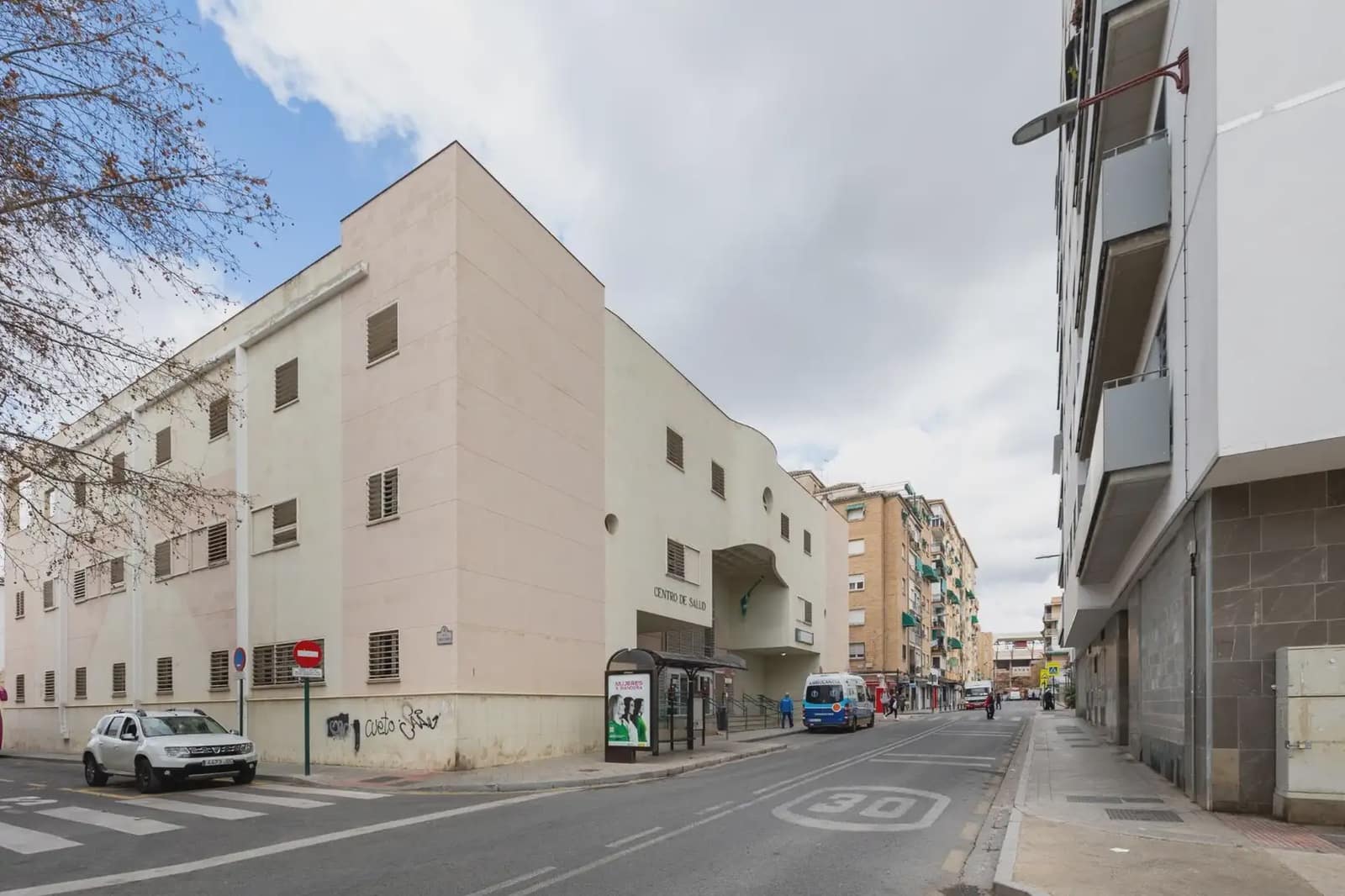 4 soveværelse Lejlighed til salg i Granada by - € 195.000 (Ref: 9882590)