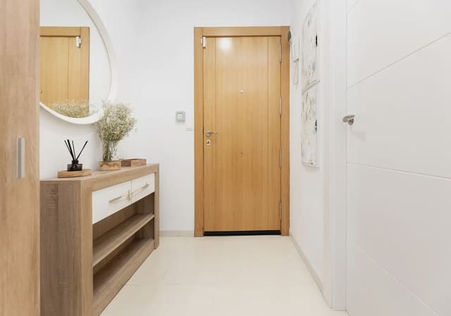 2 quarto Apartamento para venda em La Zubia com garagem - 165 000 € (Ref: 9883573)