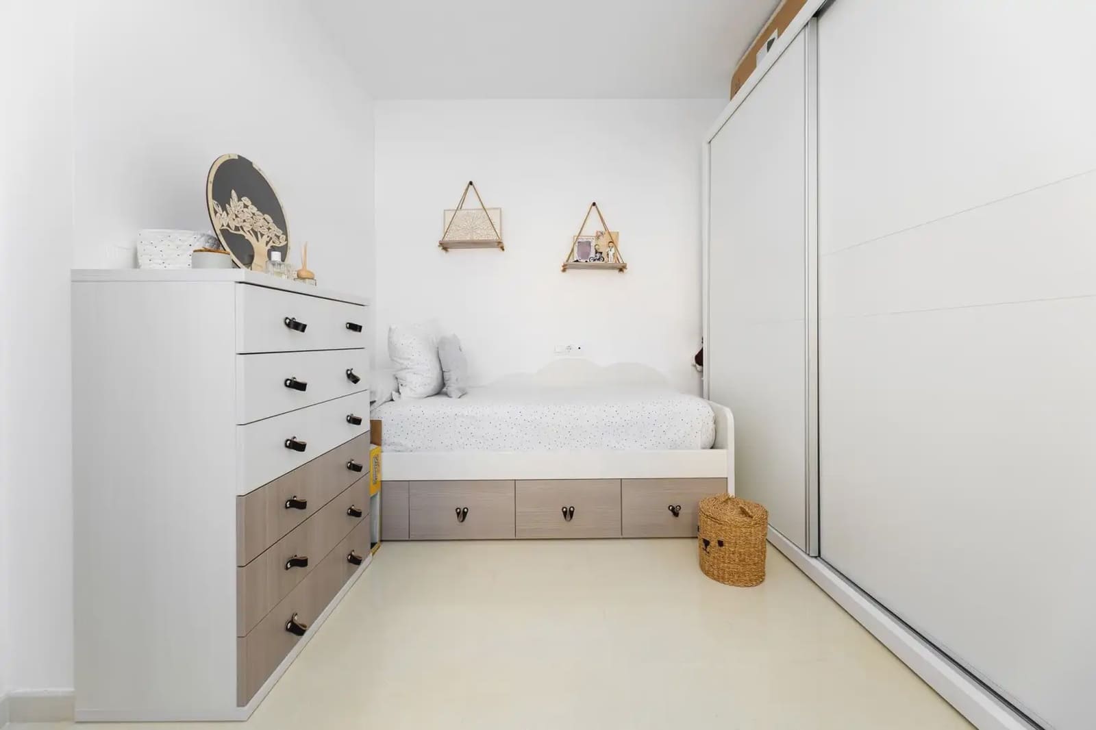 2 quarto Apartamento para venda em La Zubia com garagem - 165 000 € (Ref: 9883573)