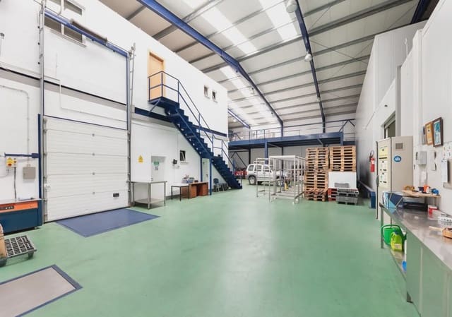 Kommersiell til salgs i Dúrcal - € 680 000 (Ref: 9883827)