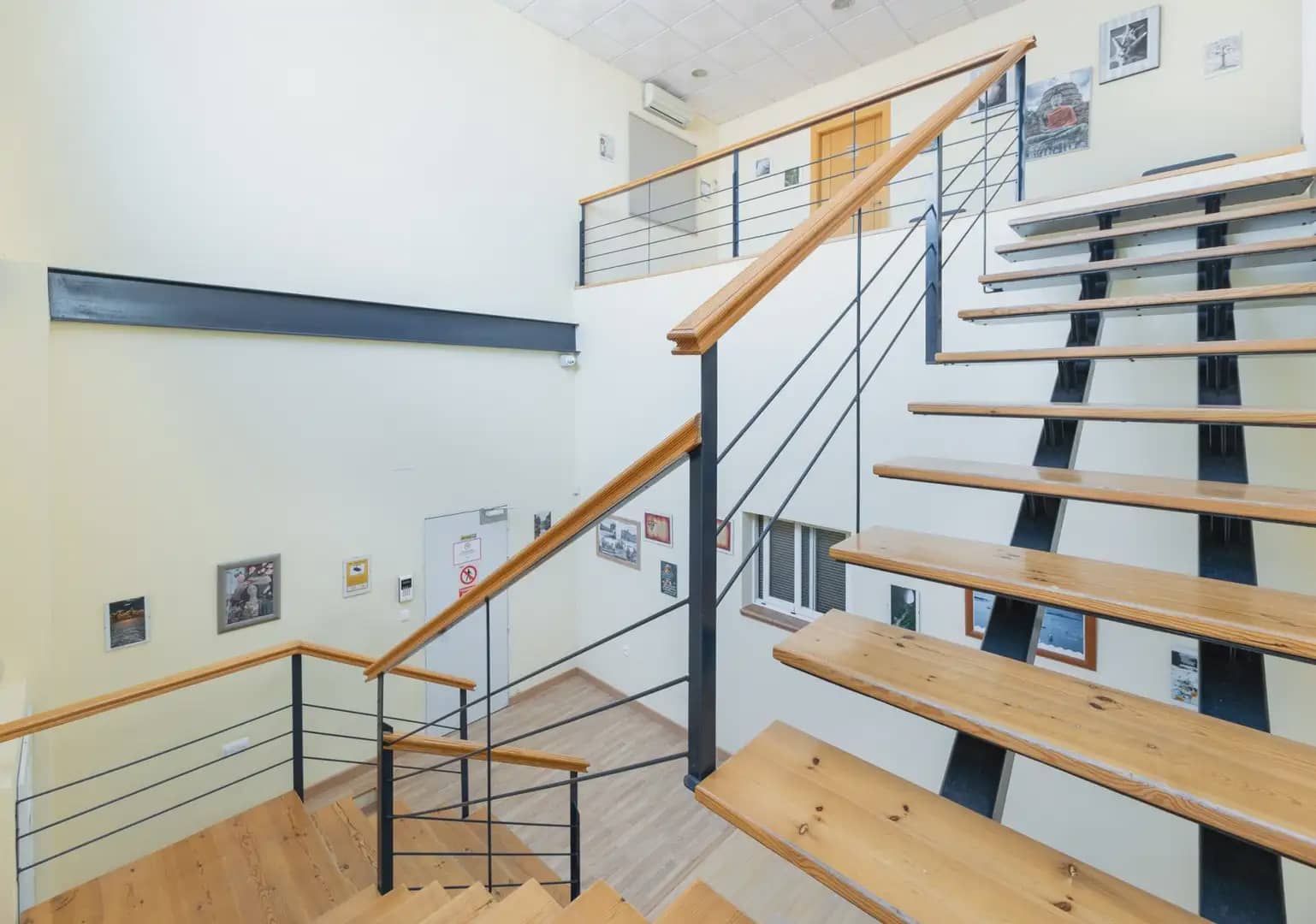 Kommersiell til salgs i Durcal - € 680 000 (Ref: 9883827)