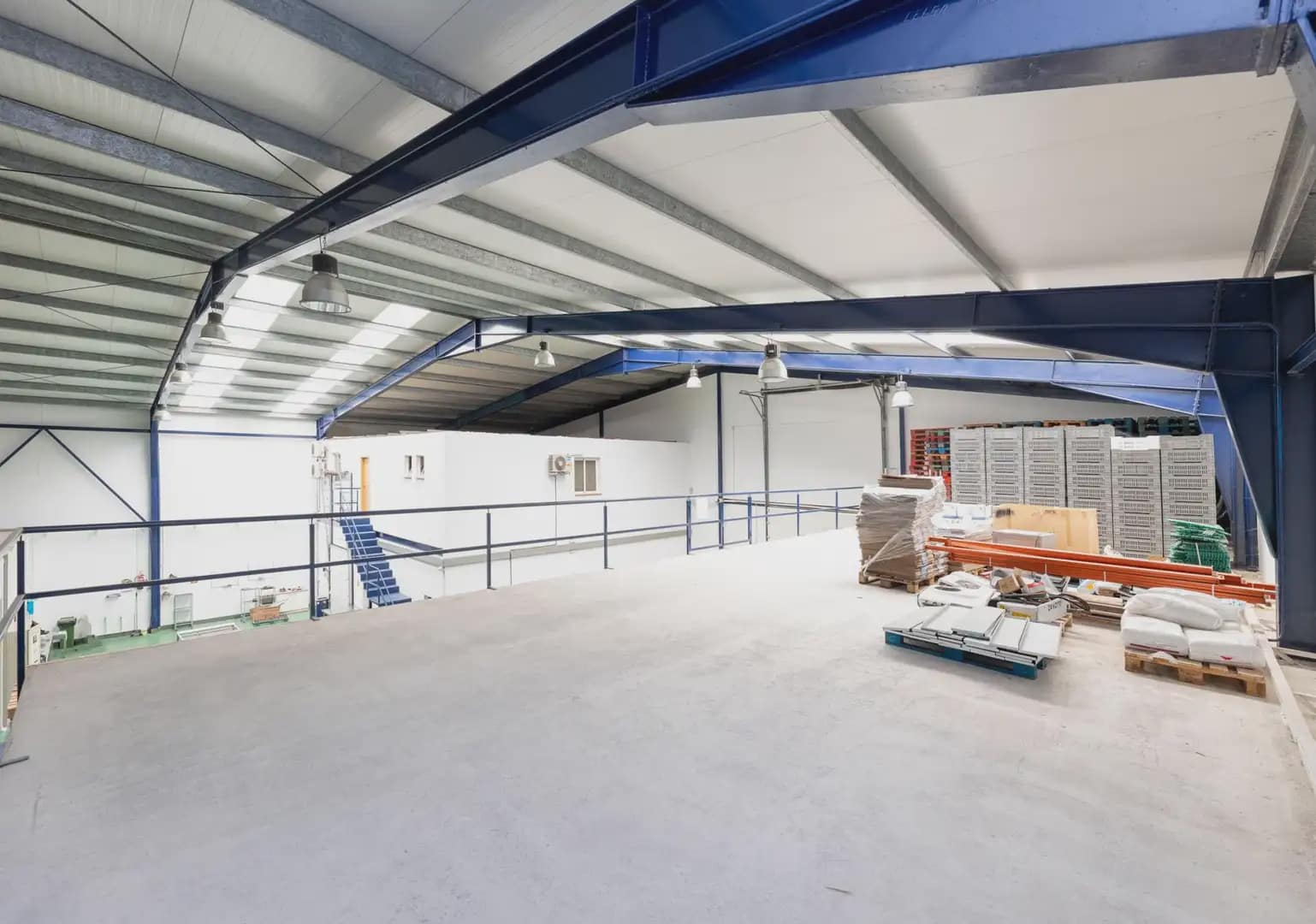 Kommersiell til salgs i Durcal - € 680 000 (Ref: 9883827)