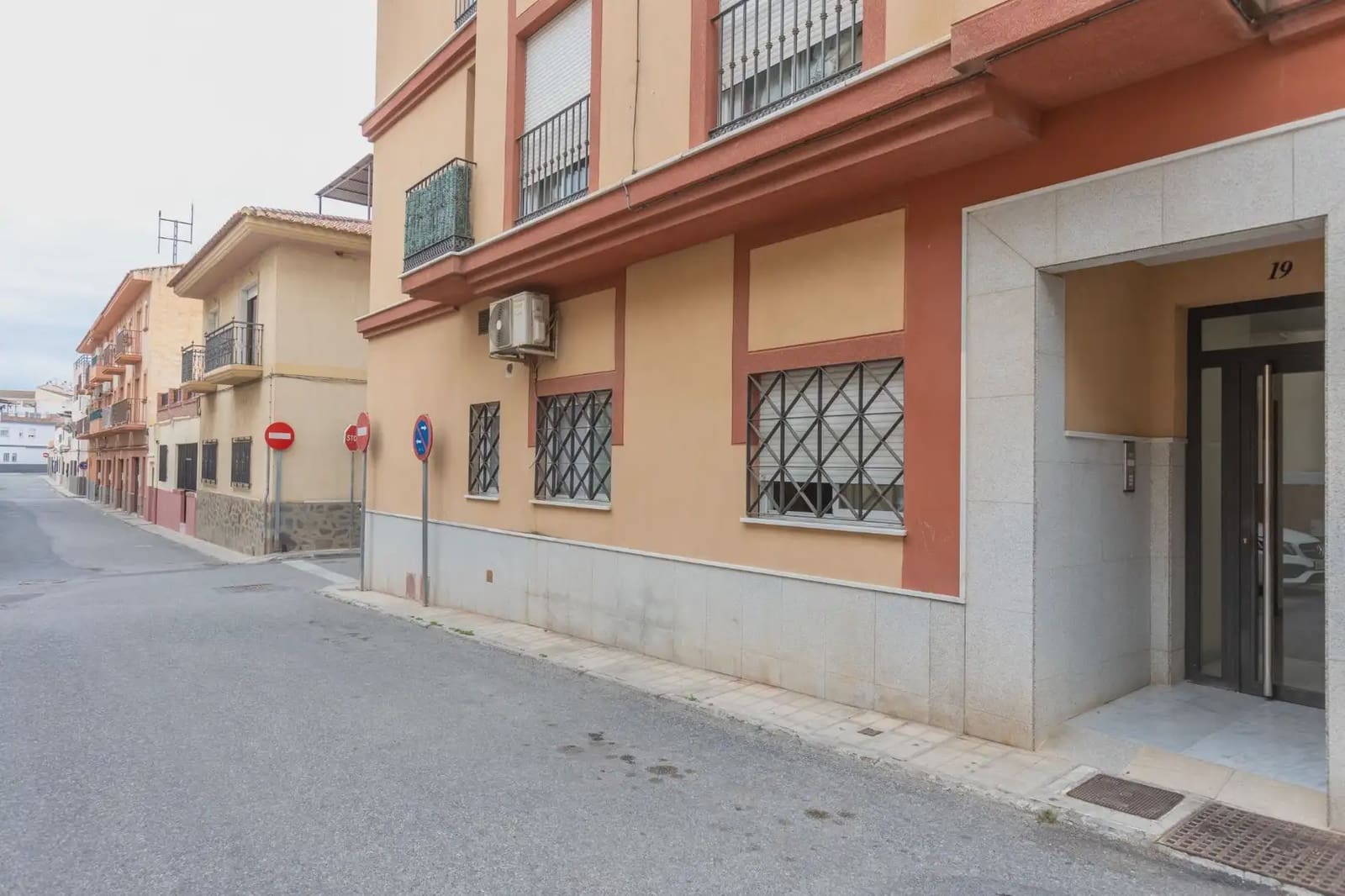 1 sovrum Lägenhet till salu i Motril - 115 000 € (Ref: 9883828)
