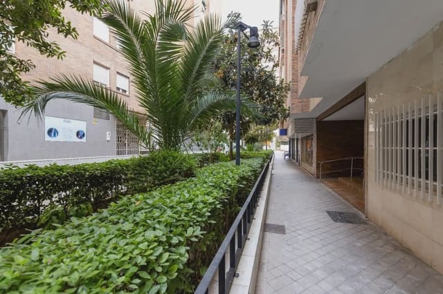 Commercial for rent in Cervantes, Granada city - € 820 (Ref: 9889266)