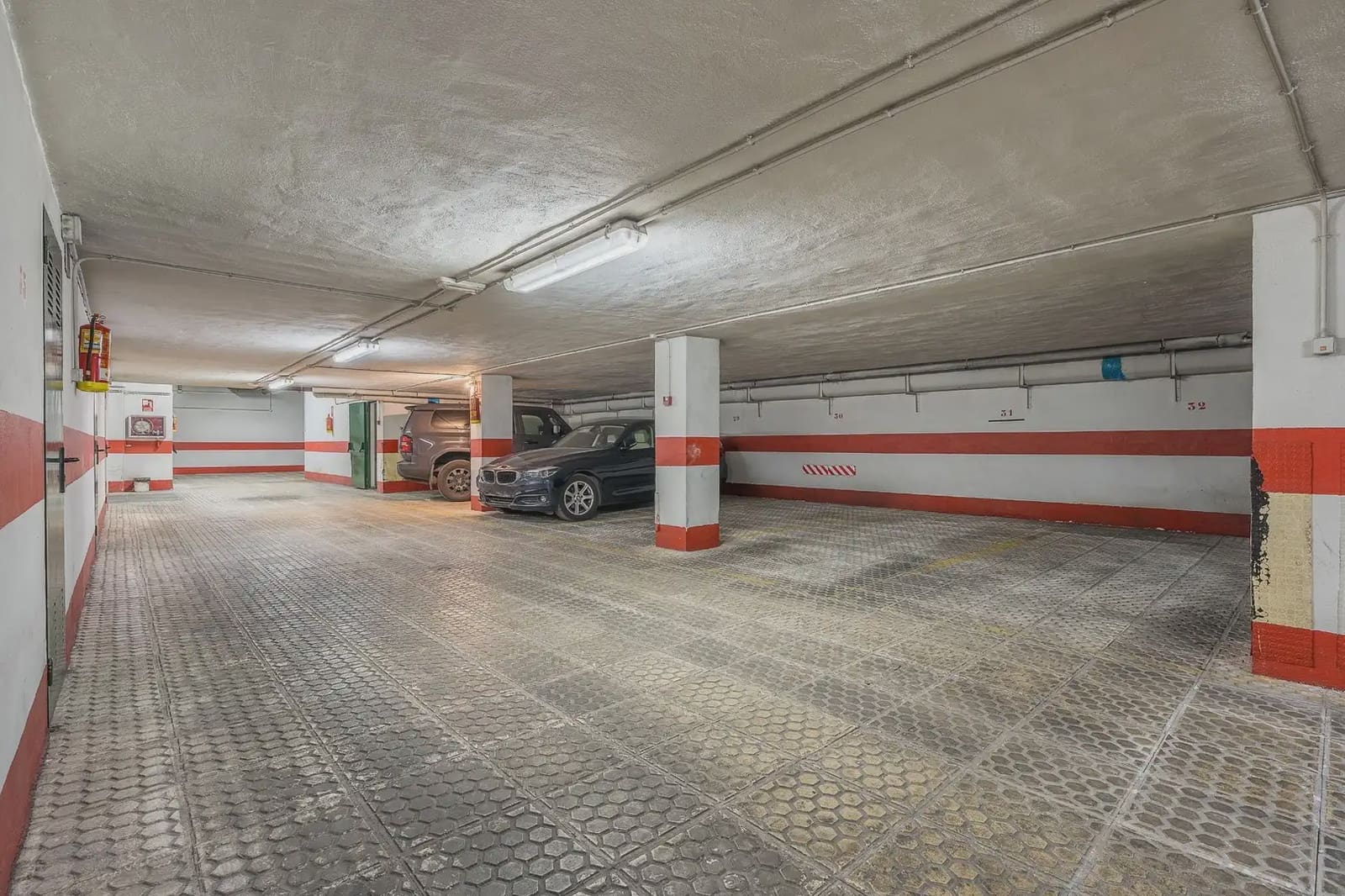 4 makuuhuone Asunto myytävänä paikassa Granada kaupunki mukana 
autotalli - 550 000 € (Ref: 9889267)