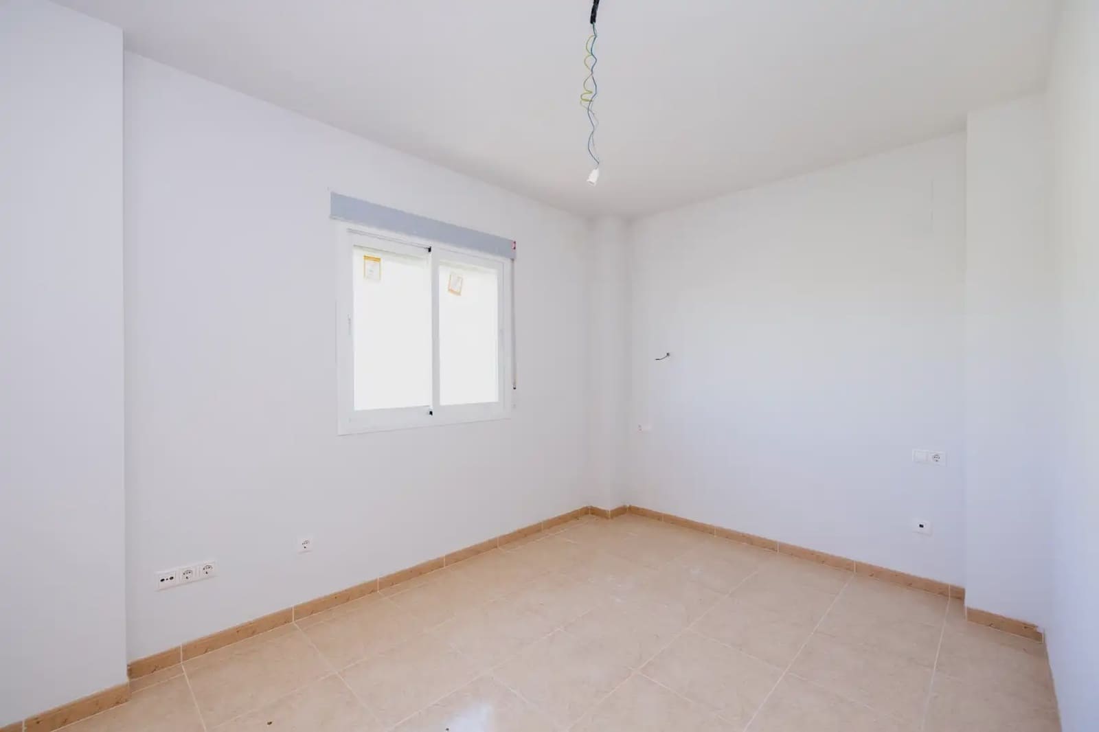 3 bedroom Terraced Villa for sale in Torre-Cardela with garage - € 55,000 (Ref: 9889359)