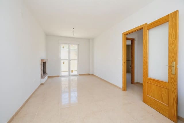 3 bedroom Terraced Villa for sale in Torre-Cardela - € 55,000 (Ref: 9889359)