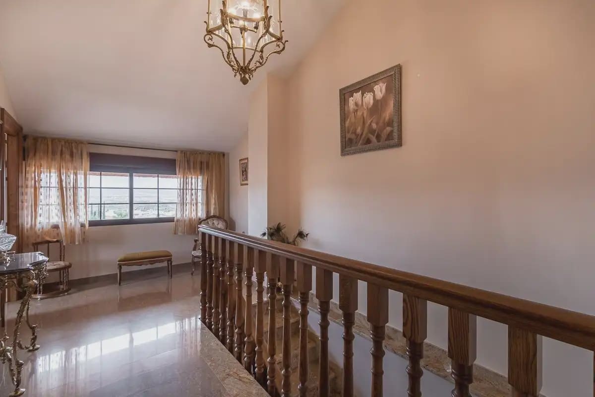 7 chambre Finca/Maison de Campagne à vendre à Huetor Vega avec piscine garage - 790 000 € (Ref: 9889635)